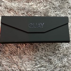 Quay Black Tri-fold Sunglasses case